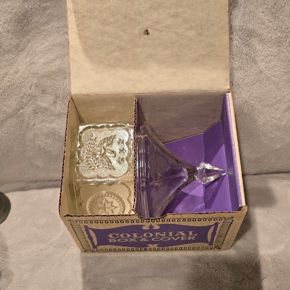 Vintage Federal Glass Colonial Box and Cover Clear Hexagon Eagle Star Box 6"